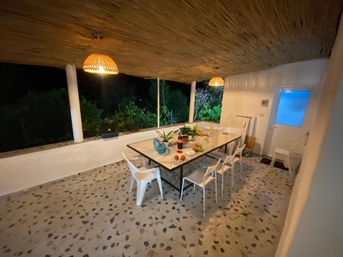 Maison Bellevue - 2 bdrm villa in Borsh beach Exteriör bild